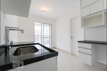 Apartamento à venda com 34m², 1 quarto e 1 vagaSala e Cozinha