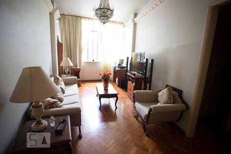 sala de estar de apartamento para alugar com 4 quartos, 120m² em Tijuca, Rio de Janeiro