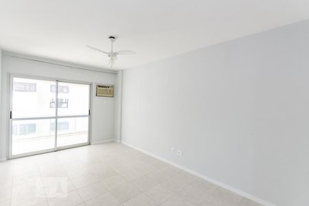 Sala de apartamento à venda com 1 quarto, 60m² em Ingá, Niterói