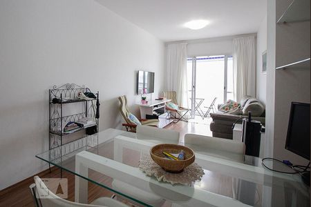 Sala de apartamento à venda com 2 quartos, 70m² em Perdizes, São Paulo