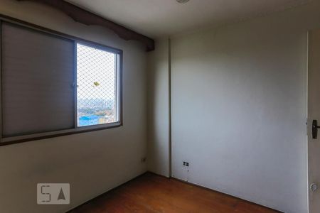 Quarto 1 de apartamento para alugar com 2 quartos, 62m² em Jardim Patente Novo, São Paulo