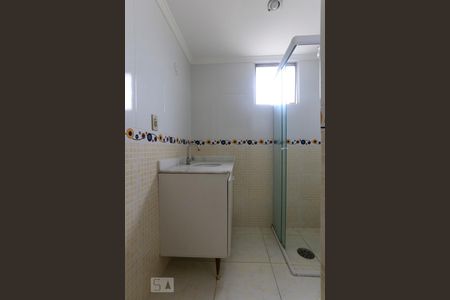 Banheiro de apartamento para alugar com 2 quartos, 62m² em Jardim Patente Novo, São Paulo