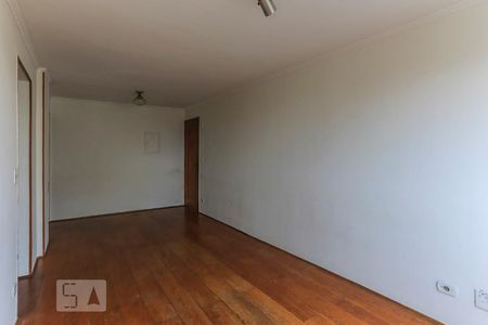 Sala de apartamento para alugar com 2 quartos, 62m² em Jardim Patente Novo, São Paulo