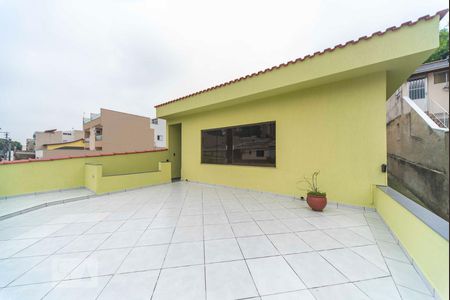 Varanda  de casa à venda com 3 quartos, 220m² em Vila Eldízia, Santo André