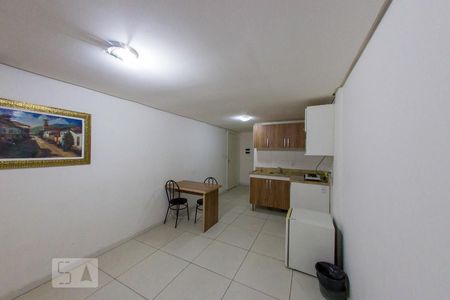 Sala de apartamento para alugar com 1 quarto, 35m² em Centro Histórico, Porto Alegre