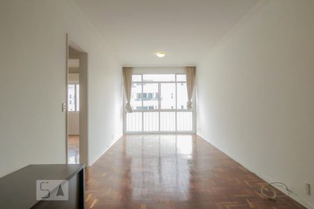 Sala  de apartamento à venda com 3 quartos, 94m² em Itaim Bibi, São Paulo