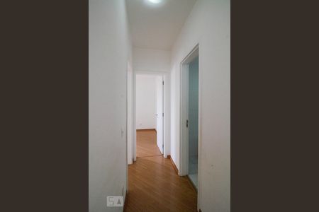 Corredor de apartamento para alugar com 2 quartos, 58m² em Santa Cecília, São Paulo