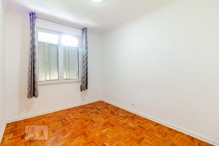 Segundo dormitório de apartamento para alugar com 3 quartos, 138m² em Itaim Bibi, São Paulo
