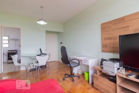 Sala de apartamento para alugar com 2 quartos, 79m² em Vila Romana, São Paulo