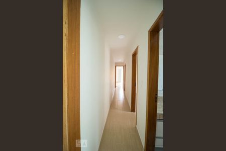 Corredor de apartamento à venda com 3 quartos, 97m² em Vila Lucinda, Santo André