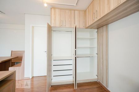 Banheiro do Quarto 3 de kitnet/studio para alugar com 1 quarto, 40m² em Vila Regente Feijó, São Paulo