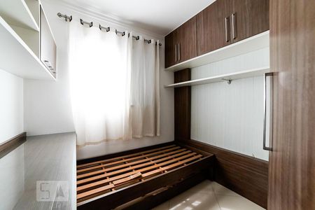 Quarto 2 de apartamento para alugar com 2 quartos, 50m² em Vila Mazzei, São Paulo