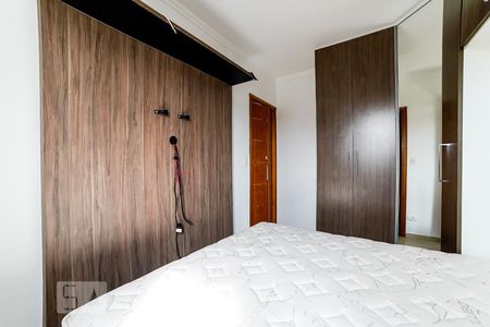 Quarto 1 de apartamento para alugar com 2 quartos, 50m² em Vila Mazzei, São Paulo