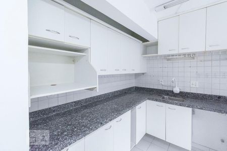 Cozinha de apartamento para alugar com 2 quartos, 69m² em Jardim Arpoador, São Paulo