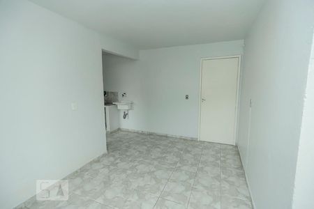 Sala de kitnet/studio para alugar com 1 quarto, 30m² em Piedade, Rio de Janeiro
