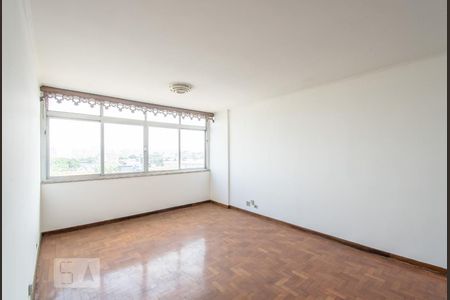 Apartamento à venda com 110m², 2 quartos e 1 vagaSala