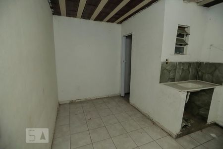 Sala de casa para alugar com 1 quarto, 30m² em Piedade, Rio de Janeiro