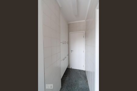 Apartamento para alugar com 178m², 3 quartos e 3 vagas Apartamento para alugar com 178m², 3 quartos e 3 vagasCozinha
