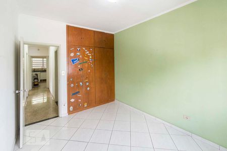 Quarto 3 de casa para alugar com 4 quartos, 250m² em Vila Lageado, São Paulo