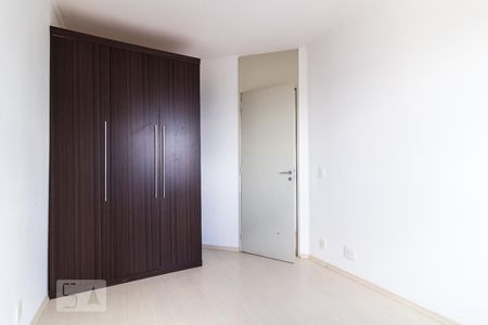 Quarto 1 de apartamento para alugar com 2 quartos, 48m² em Jardim Marajoara, São Paulo