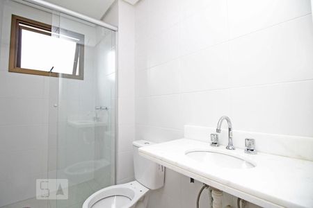 Banheiro  de apartamento à venda com 3 quartos, 90m² em Jardim Itu Sabará, Porto Alegre