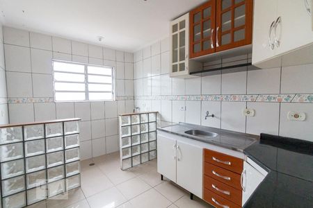 Cozinha de apartamento para alugar com 2 quartos, 72m² em Vila Galvão, Guarulhos