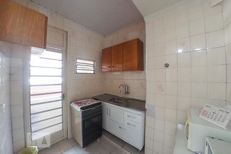 Cozinha de apartamento para alugar com 2 quartos, 45m² em Vila Esperança, São Paulo
