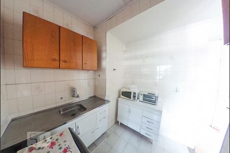 Cozinha de apartamento para alugar com 2 quartos, 45m² em Vila Esperança, São Paulo