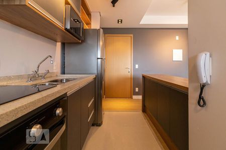 Cozinha de apartamento para alugar com 1 quarto, 50m² em Empresarial 18 do Forte, Barueri