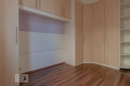 Quarto 1 de apartamento para alugar com 2 quartos, 44m² em Jardim Maria Estela, São Paulo