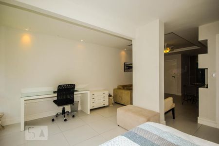 Quarto  de kitnet/studio para alugar com 1 quarto, 60m² em Copacabana, Rio de Janeiro