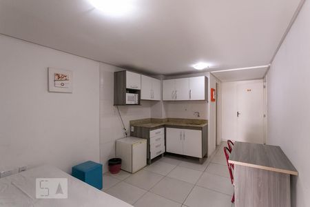 Sala/Cozinha de kitnet/studio para alugar com 1 quarto, 35m² em Centro Histórico, Porto Alegre