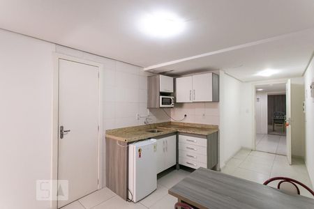 Sala/Cozinha de apartamento para alugar com 1 quarto, 35m² em Centro Histórico, Porto Alegre