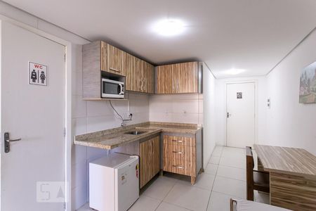 Sala/Cozinha de apartamento para alugar com 1 quarto, 35m² em Centro Histórico, Porto Alegre