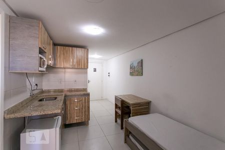 Sala/Cozinha de apartamento para alugar com 1 quarto, 35m² em Centro Histórico, Porto Alegre