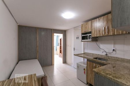 Sala/Cozinha de apartamento para alugar com 1 quarto, 35m² em Centro Histórico, Porto Alegre