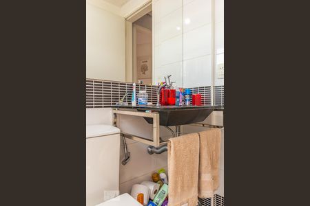 Banheiro  de apartamento à venda com 2 quartos, 65m² em Vila Monte Alegre, São Paulo