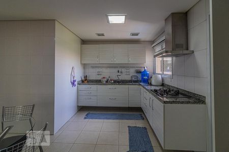 Apartamento à venda com 172m², 3 quartos e 3 vagas Apartamento à venda com 172m², 3 quartos e 3 vagasCozinha