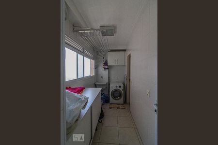 Apartamento à venda com 172m², 3 quartos e 3 vagas Apartamento à venda com 172m², 3 quartos e 3 vagasÁrea de Serviço