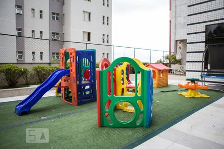 Playground de apartamento para alugar com 2 quartos, 75m² em Belvedere, Belo Horizonte