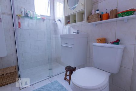 Banheiro Social de apartamento à venda com 2 quartos, 60m² em Vila Ipojuca, São Paulo