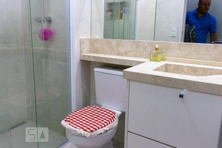 Banheiro da Suite de apartamento para alugar com 3 quartos, 85m² em Vila Vera, São Paulo