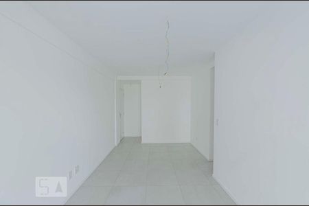 Sala de apartamento para alugar com 2 quartos, 70m² em Vila Isabel, Rio de Janeiro