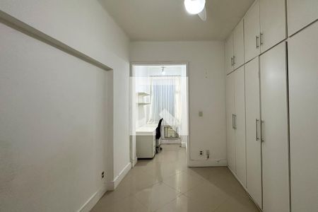 Quarto 02 de apartamento à venda com 3 quartos, 134m² em Leme, Rio de Janeiro
