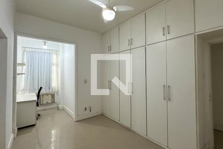 Quarto 02 de apartamento à venda com 3 quartos, 134m² em Leme, Rio de Janeiro