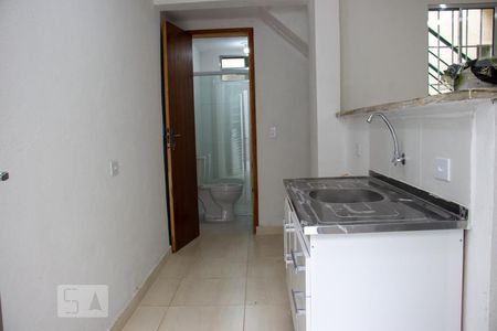 Cozinha de casa de condomínio para alugar com 1 quarto, 39m² em Vila Dom Pedro I, São Paulo