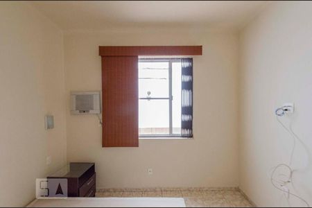 Quarto 1 de casa para alugar com 2 quartos, 90m² em Grajaú, Rio de Janeiro