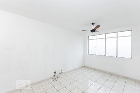 Sala de apartamento à venda com 2 quartos, 70m² em Santa Rosa, Niterói