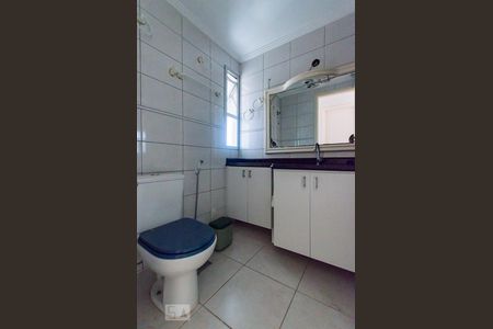 Banheiro de apartamento para alugar com 3 quartos, 80m² em Jardim Flamboyant, Campinas