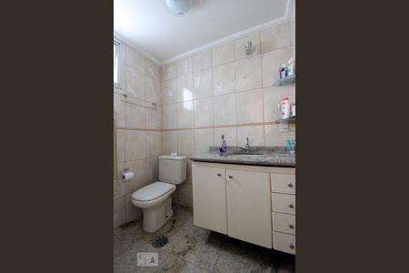Banheiro de apartamento para alugar com 2 quartos, 65m² em Santana, São Paulo
